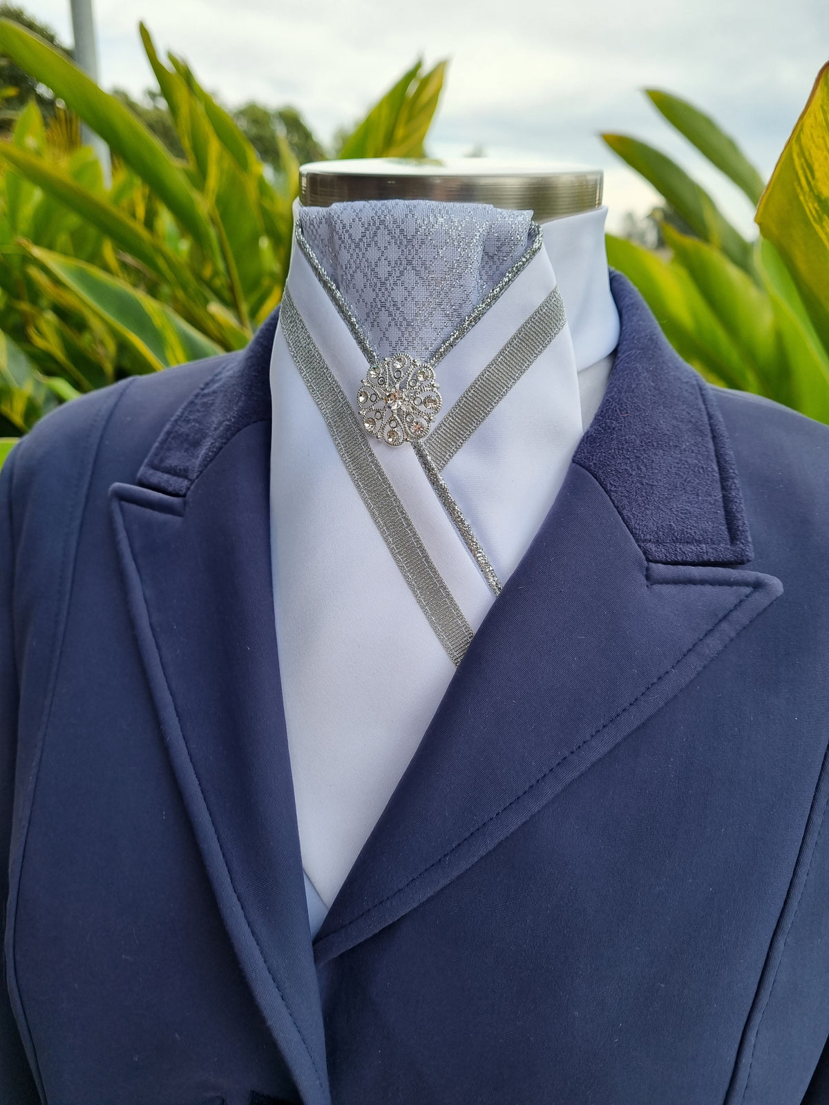 ERA ALEX STOCK TIE - White satin, silver pleated brocade, silver piping, silver trim and brooch
