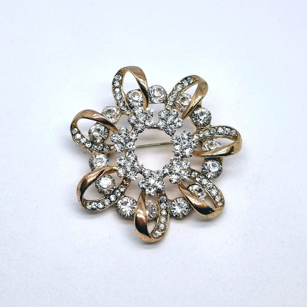 Large gold crystal Brooch