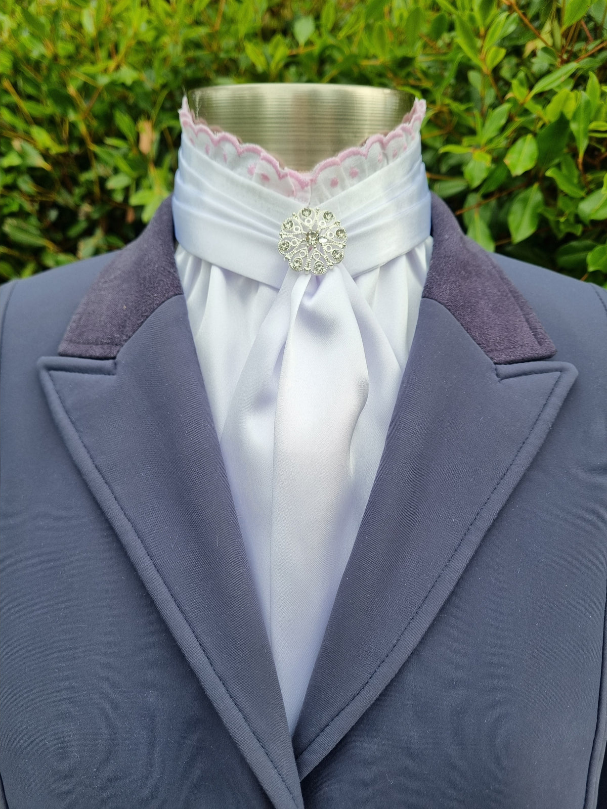 EURO BELLE STOCK TIE - White lustre satin with pink & white lace & brooch