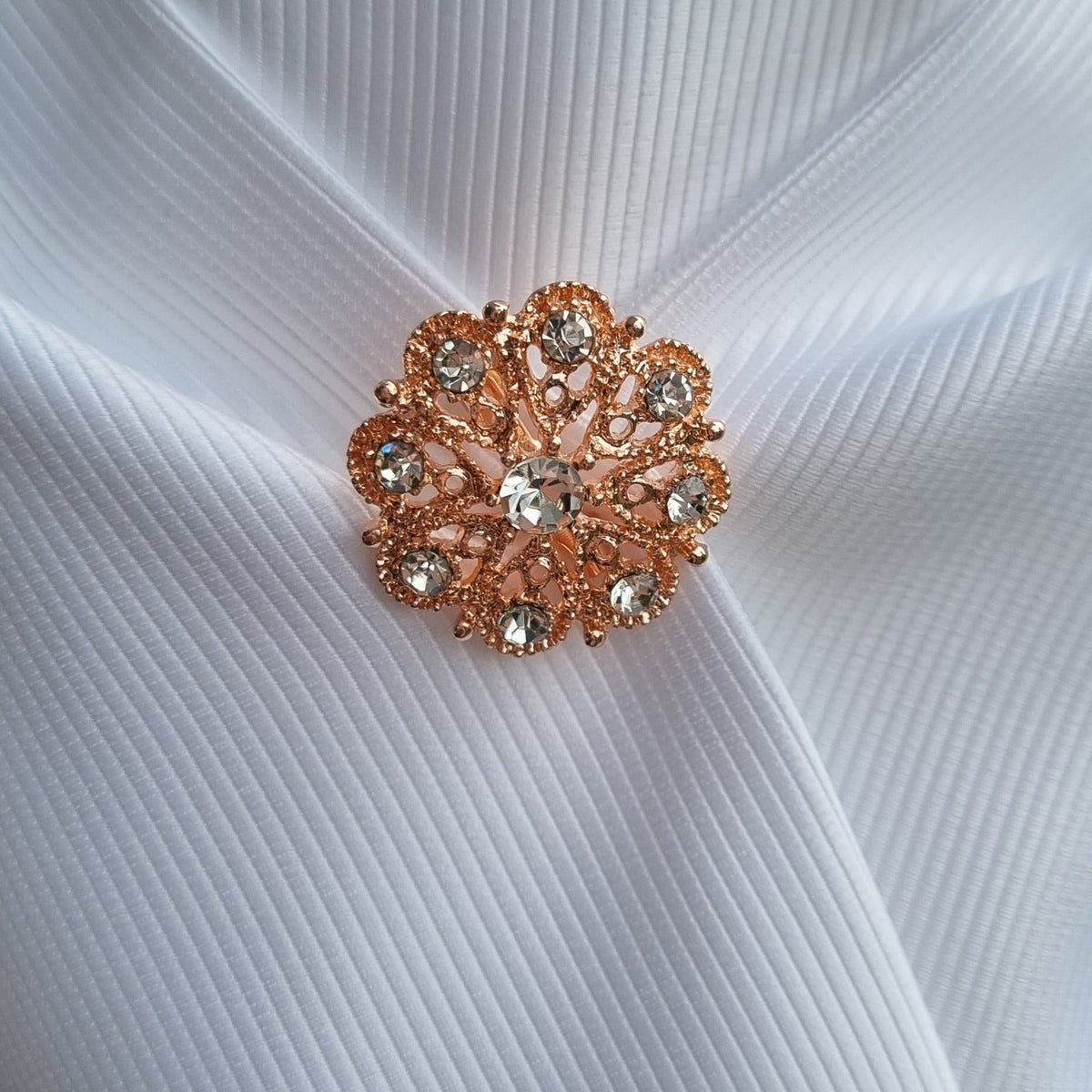 ERA ALEX Stock Tie - White satin with pleated centre & crystal brooch