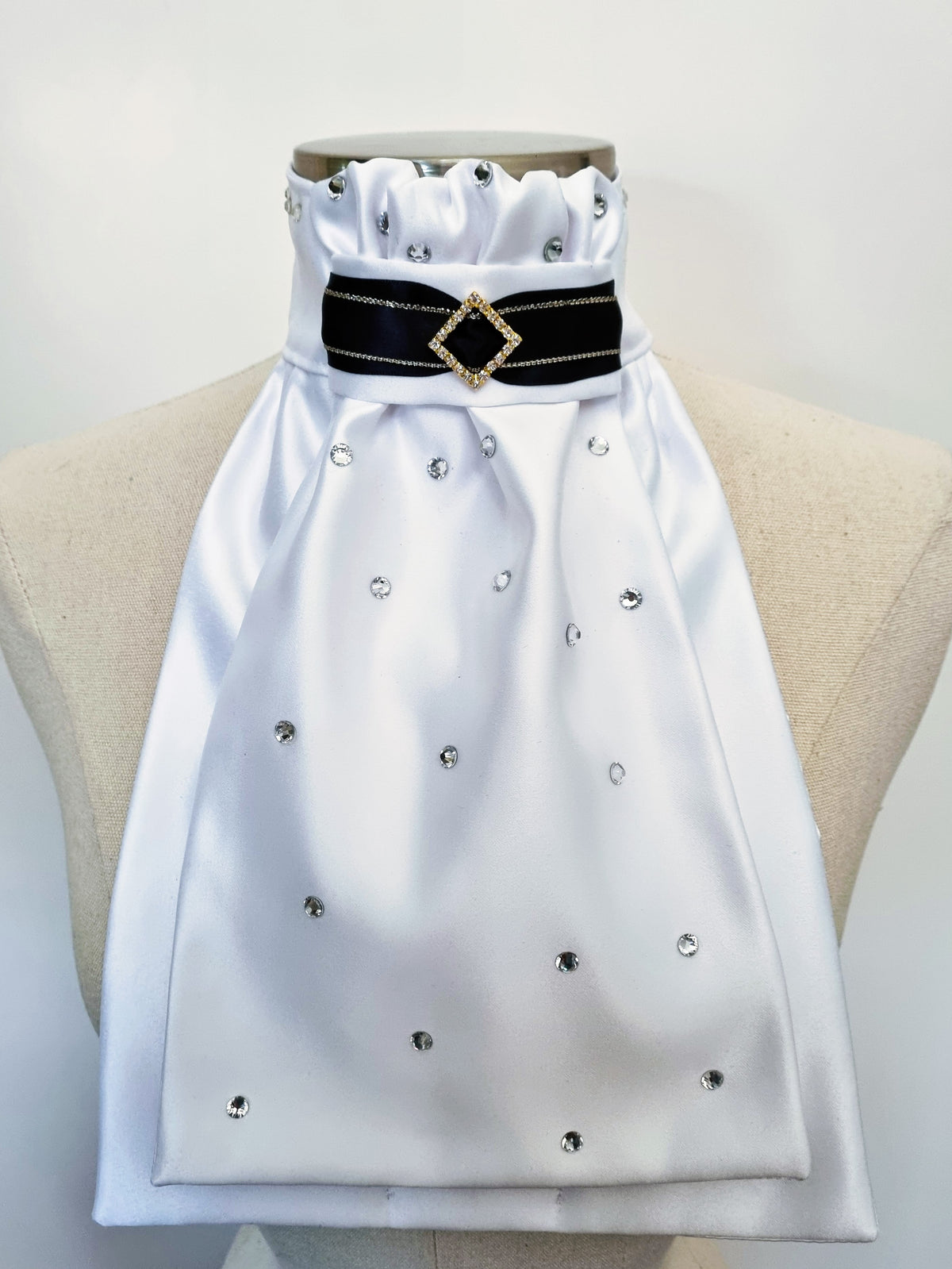 ERA EURO AMORE' STOCK TIE – White satin, black & gold trim with gold crystal diamond and scattered crystals