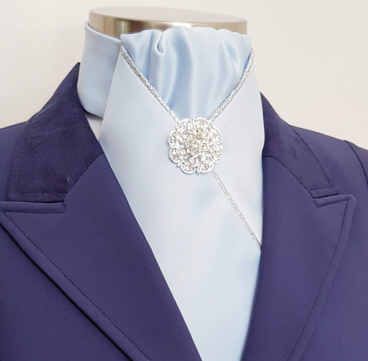 ERA HARLEY STOCK TIE - Pale blue satin, silver piping and brooch
