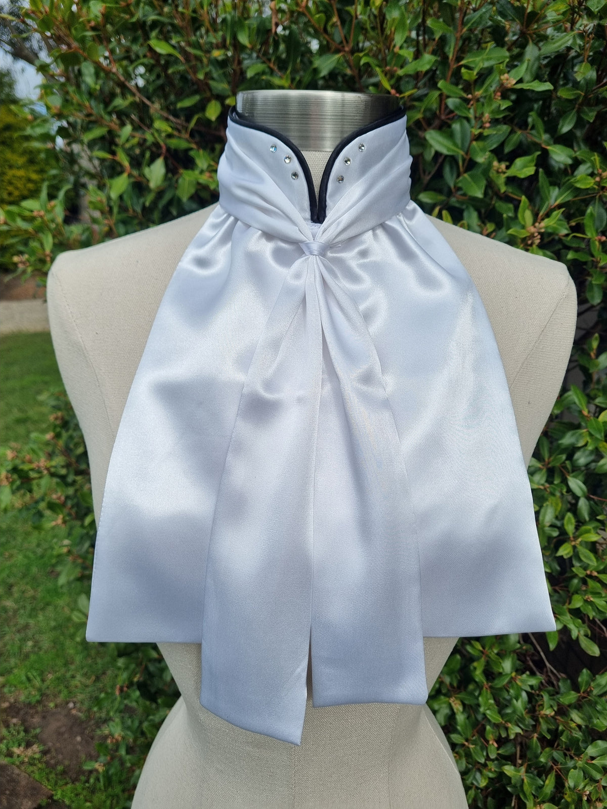 ERA Euro Elle Split Collar Stock Tie - Soft Ties with black piping, Swarovski elements and Brooch