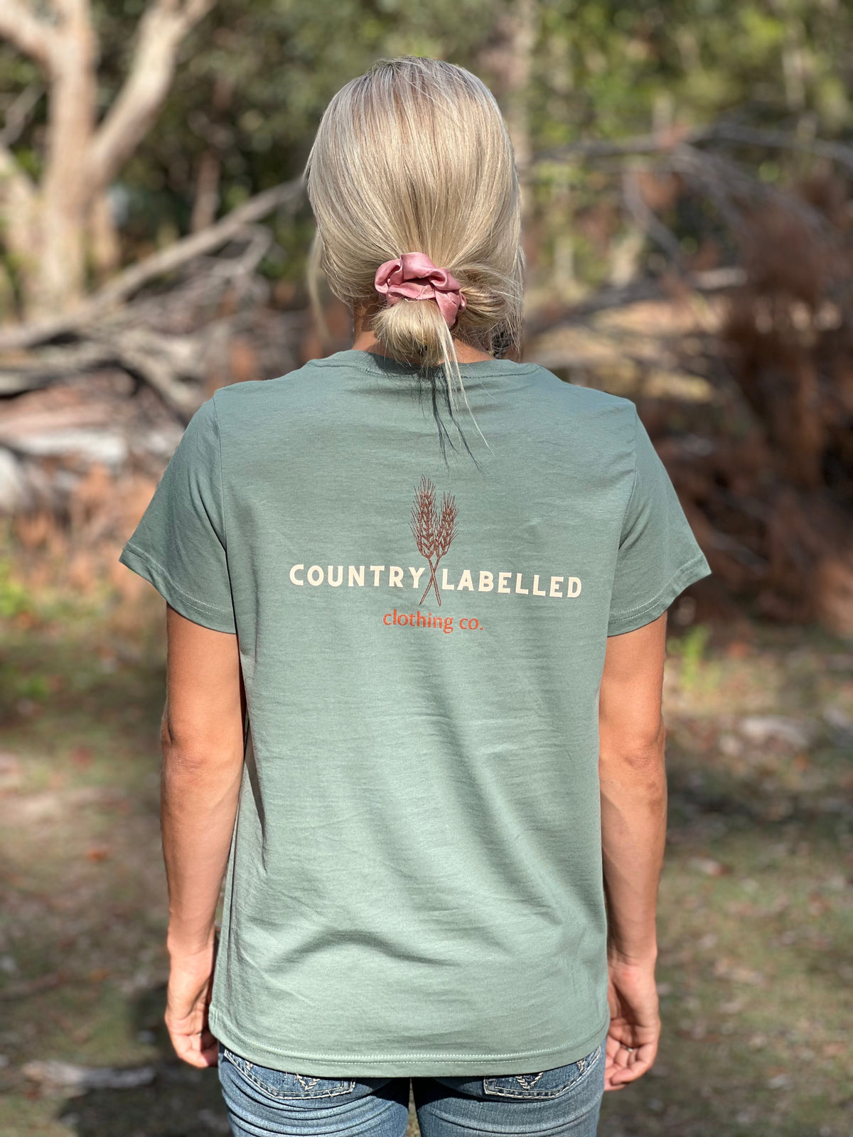 Women's Classic Signature CL T Shirt - Sage - Wheat Grass Logo
