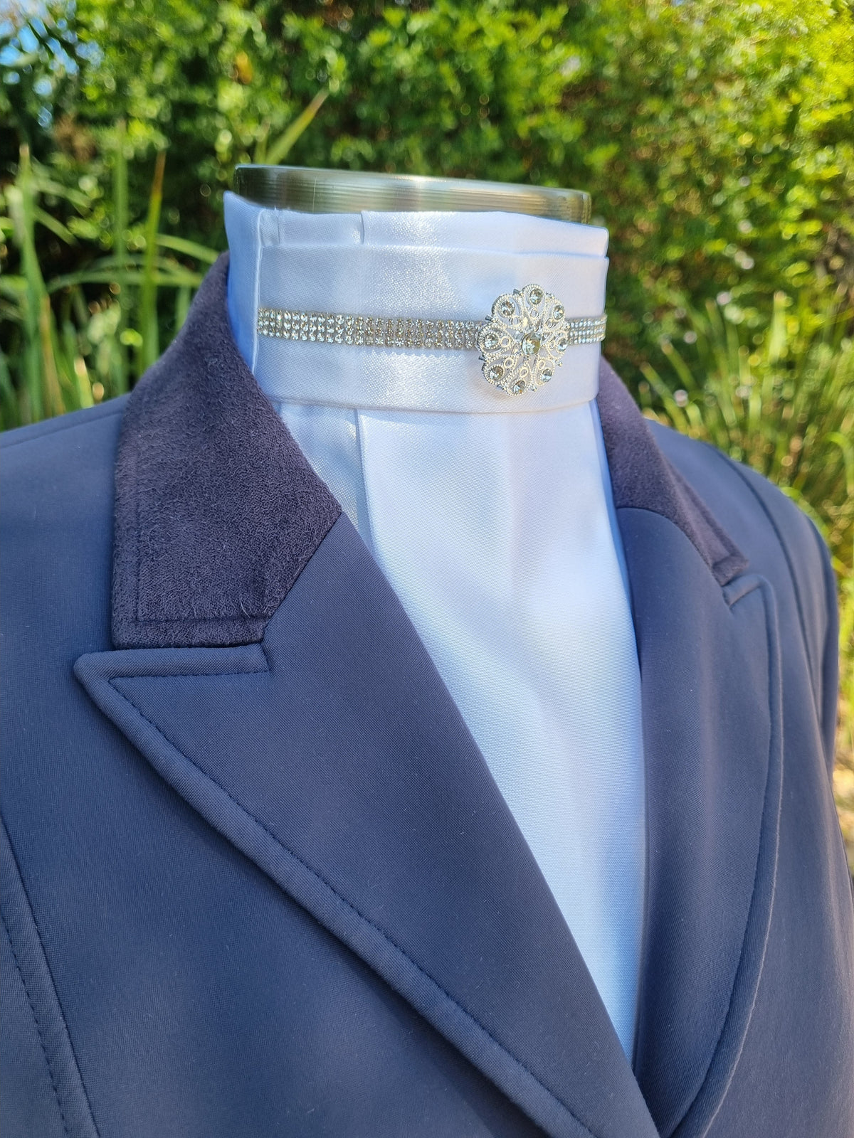 ERA EURO KARA Stock Tie – White pleated satin with silver crystal trim and silver brooch