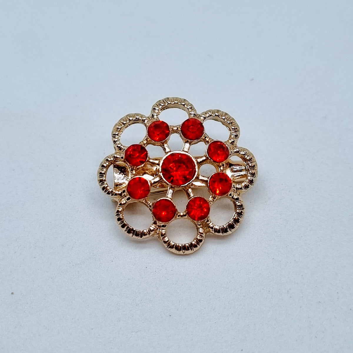 Small Red crystal brooch – Free postage in Australia