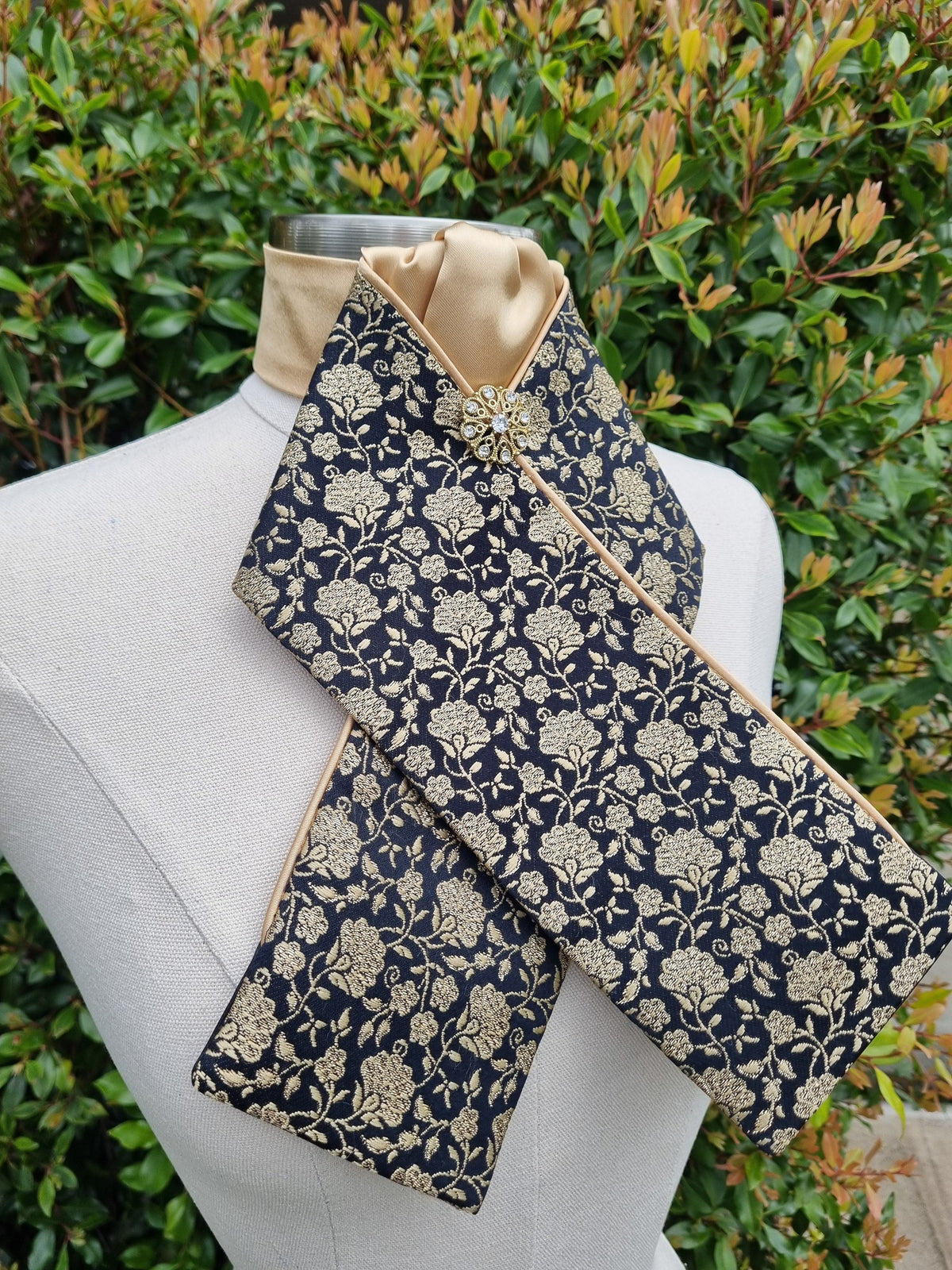 ERA Designer Collection - Pre-tied Stock Tie Plastron Black & Gold Brocade - Lotus