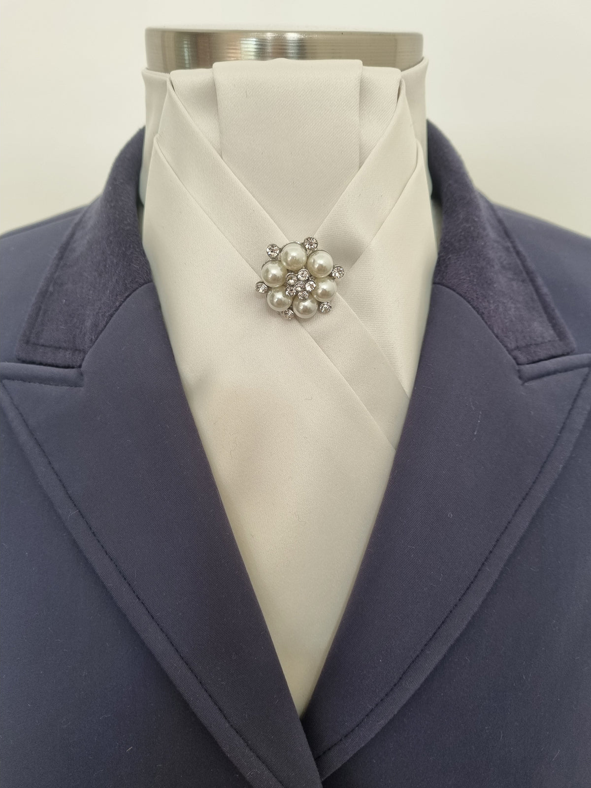 ERA ALEX Stock Tie - Cream satin with pleated centre & pearl crystal brooch