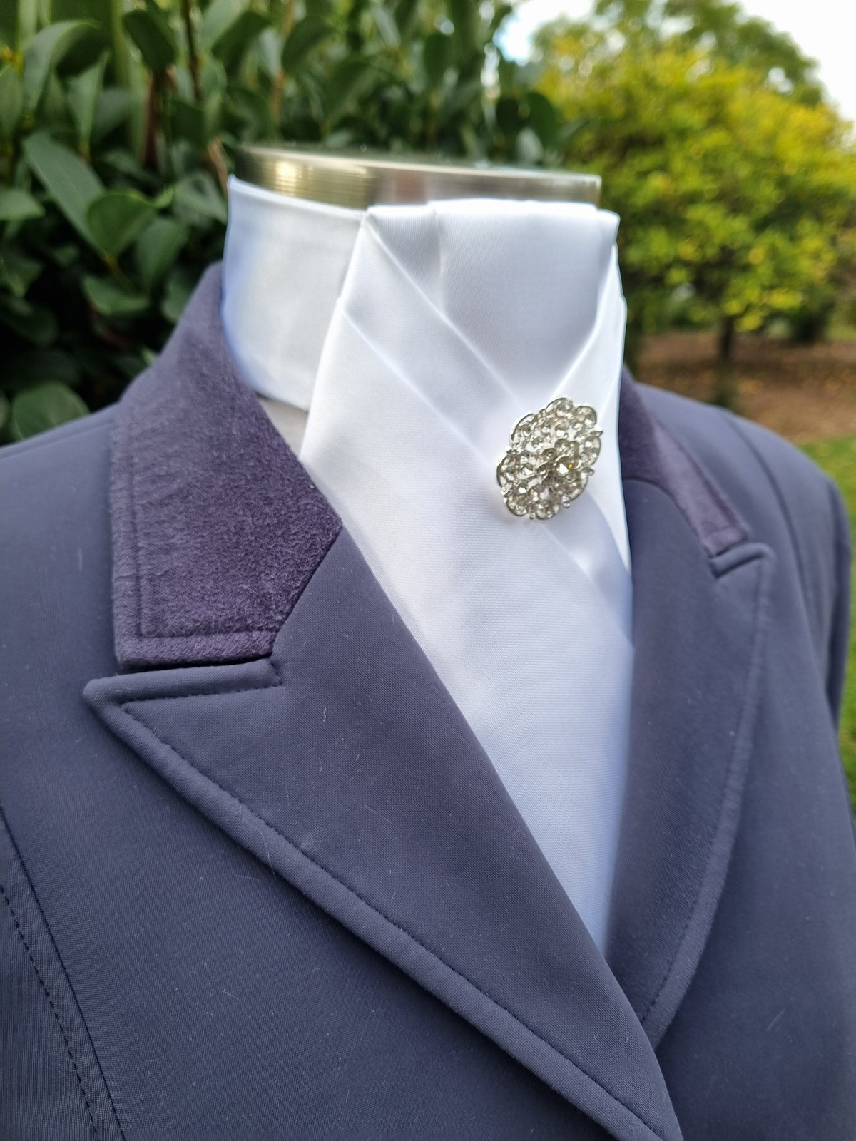 ERA ALEX Stock Tie - White satin with pleated centre & crystal brooch