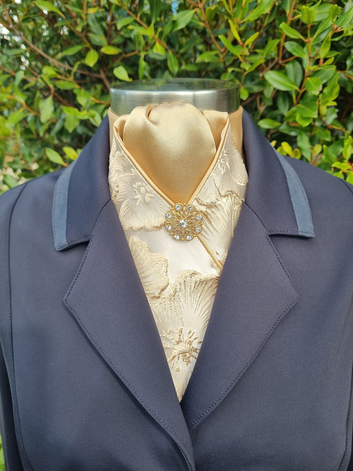 ERA Designer Collection Pre-tied Stock Tie - Hibiscus Gold
