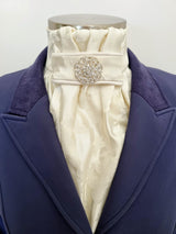 ERA EURO CHARLOTTE STOCK TIE - Cream satin brocade, cream piping and silver brooch