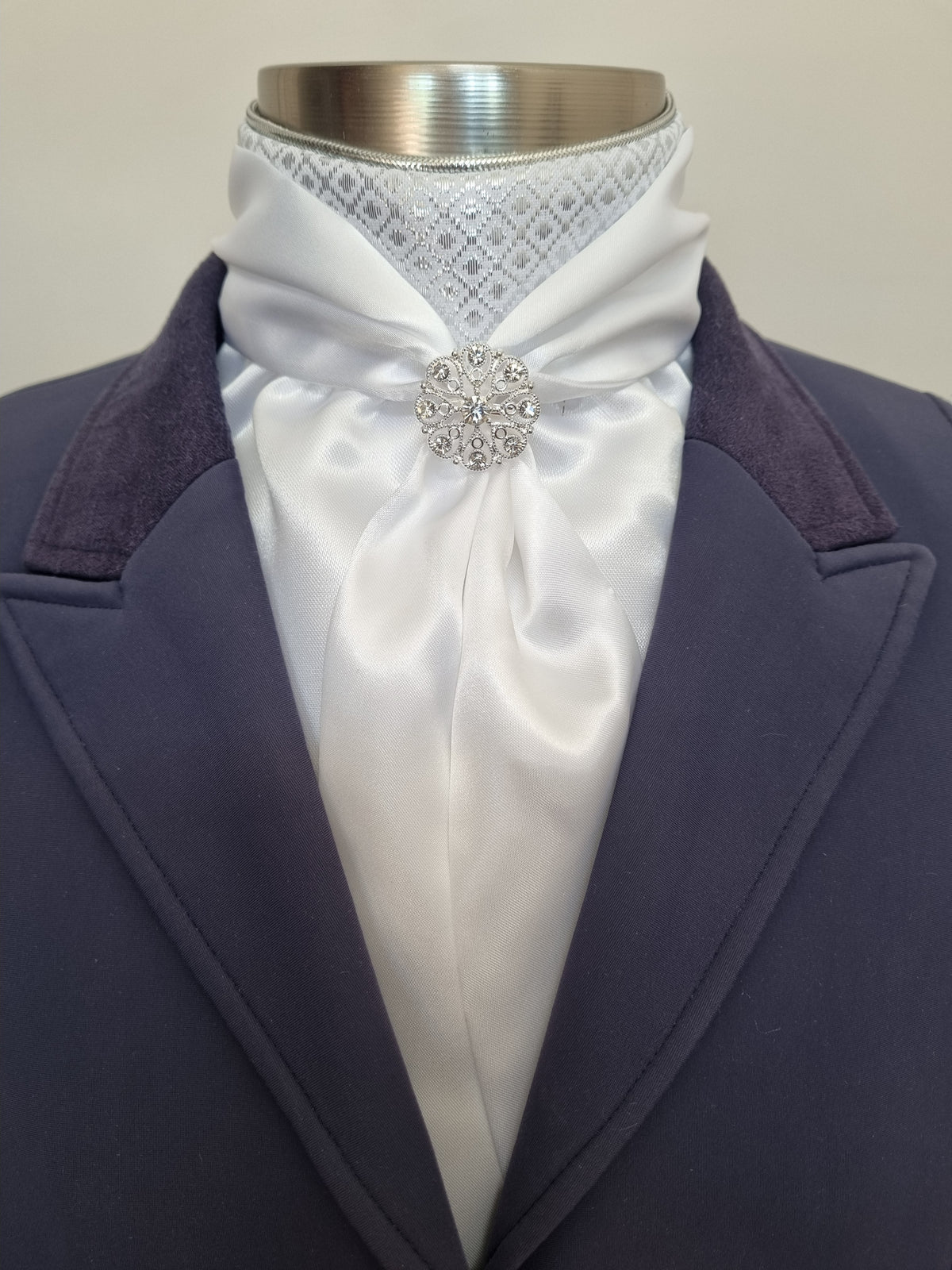ERA Elle Stock Tie - Soft Ties with silver diamond brocade and Brooch