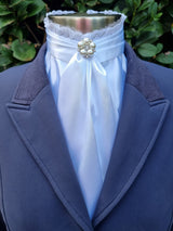 ERA EURO BELLE STOCK TIE - White lustre satin with lace frill and brooch