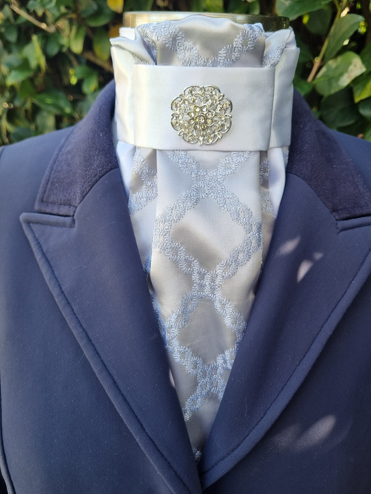 ERA Euro Lyndal Stock Tie - White satin and silver embroidered satin with brooch