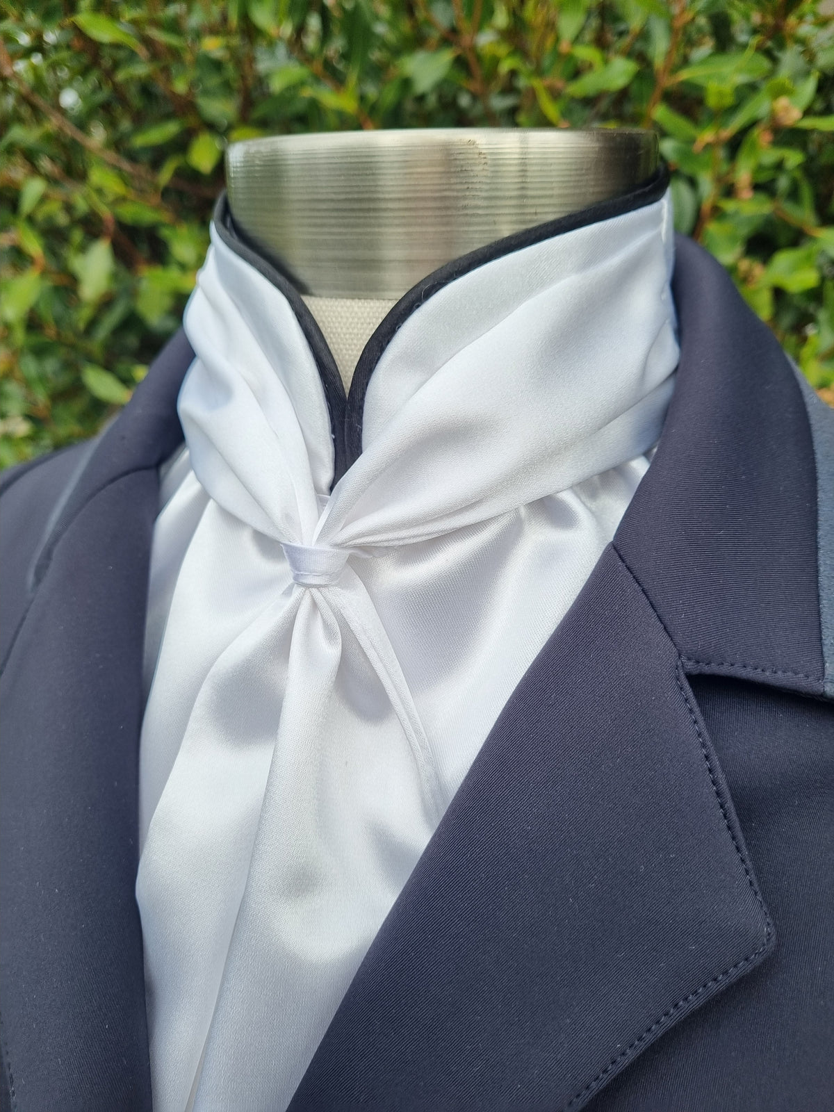 ERA Euro Elle Split Collar Stock Tie - Soft Ties with black piping, Swarovski elements and Brooch