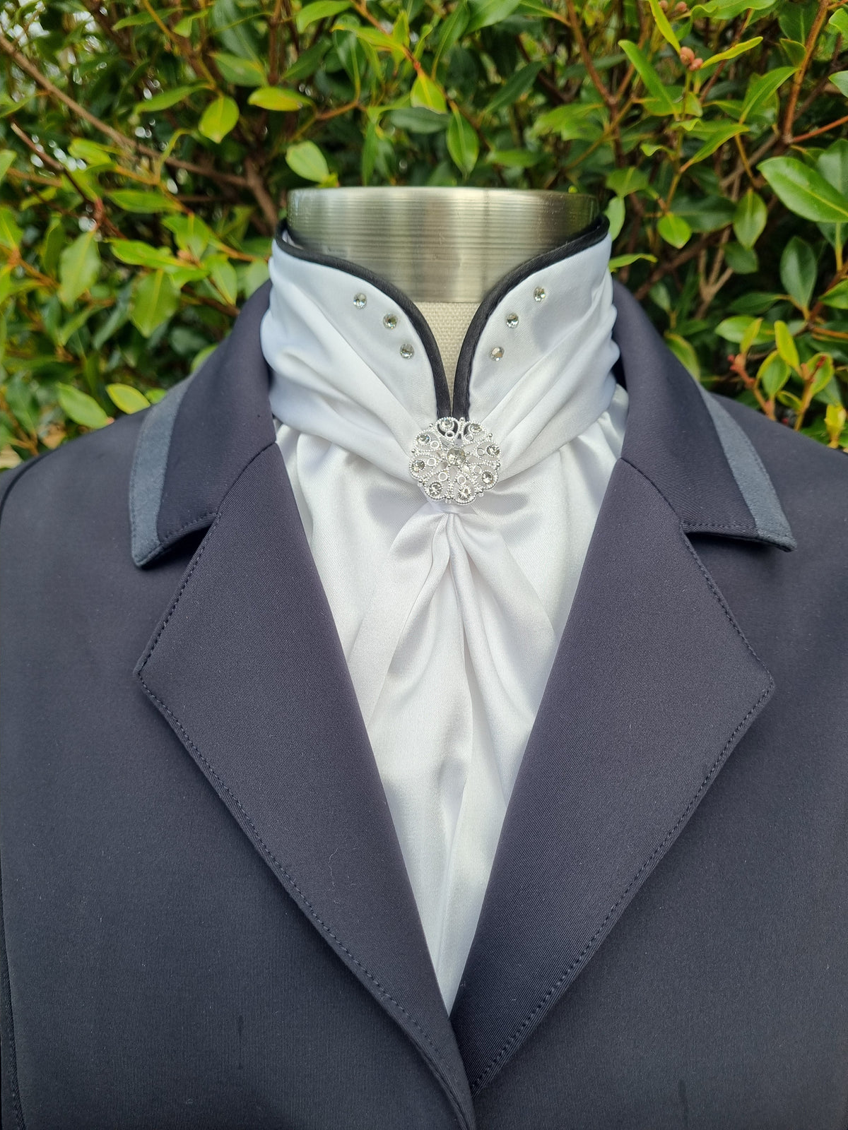 ERA Euro Elle Split Collar Stock Tie - Soft Ties with black piping, Swarovski elements and Brooch