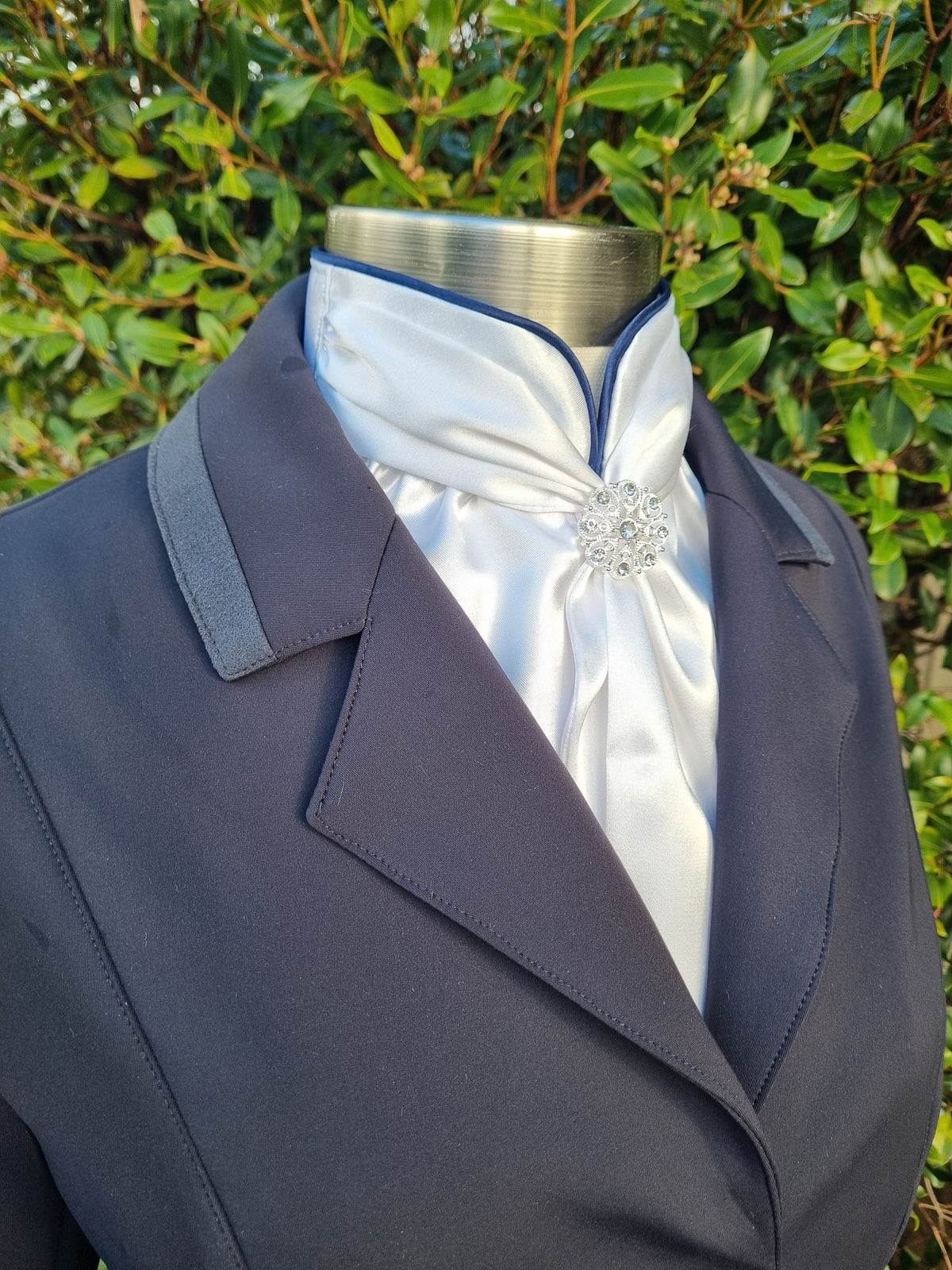 ERA Euro Elle Split Collar Stock Tie - Soft Ties with navy piping, Swarovski elements and Brooch
